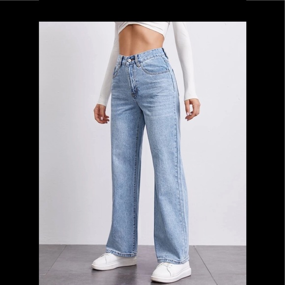 New high rise open boot jeans - Picture 3 of 4